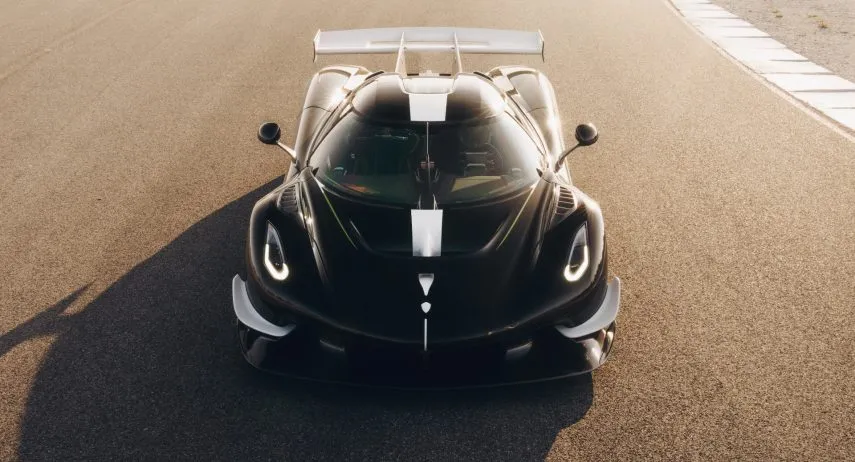 Koenigsegg Sadair's Spear (1)