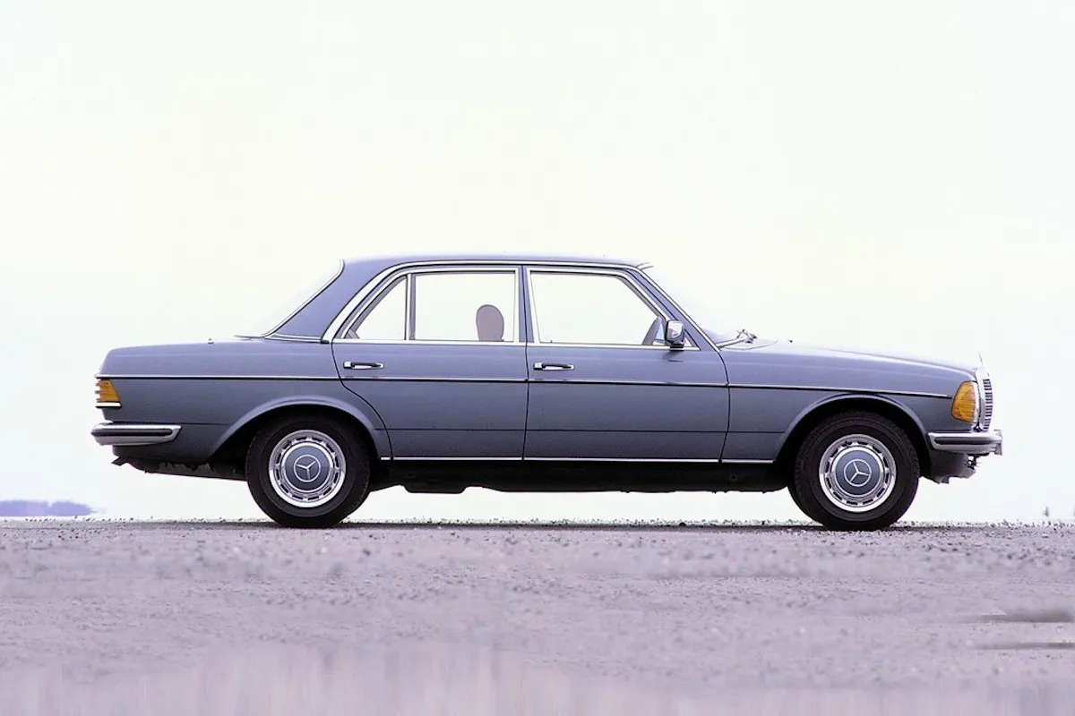 Mercedes 280E (1)