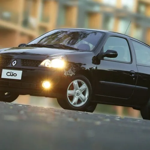 Renault Clio 1 2 16v