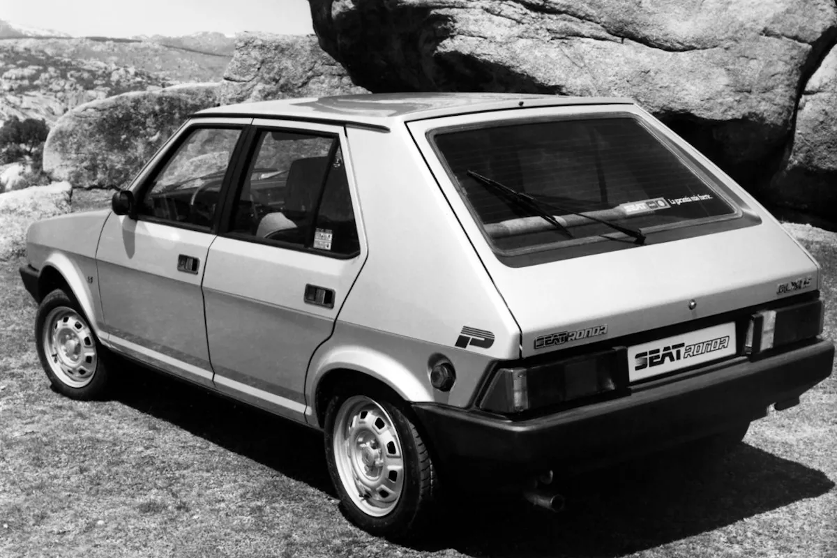 SEAT Ronda 1 5 GLX (2)