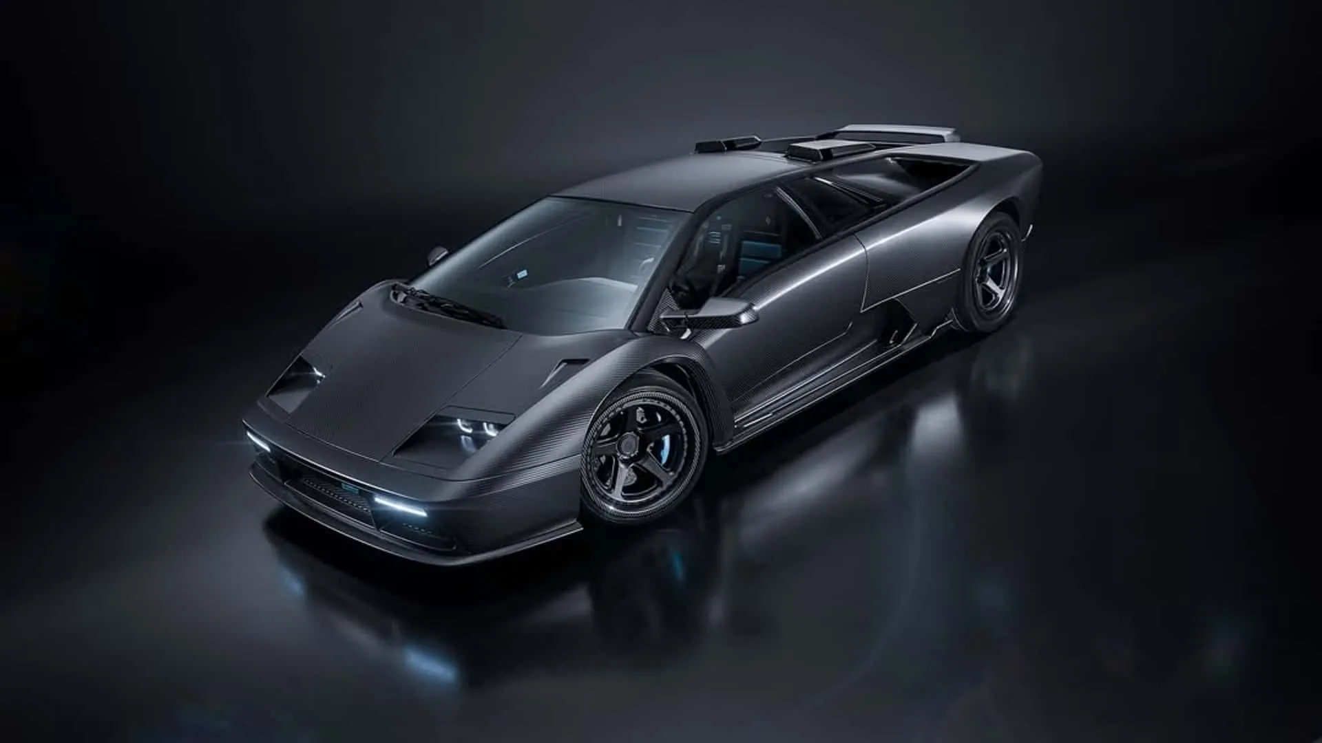 El nuevo Eccentrica V12 ha sido revelado… y desatado
