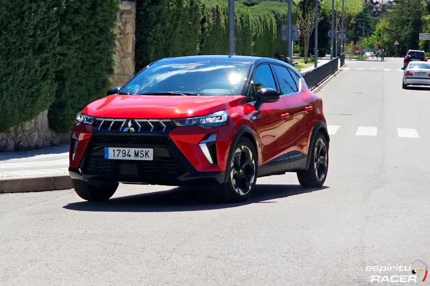 Mitsubishi ASX Hybrid 12
