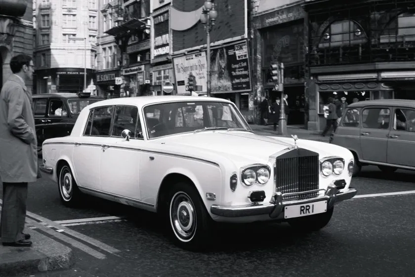 Rolla Royce Silver Shadow (1)