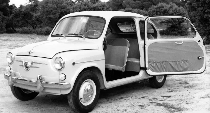 SEAT 600D