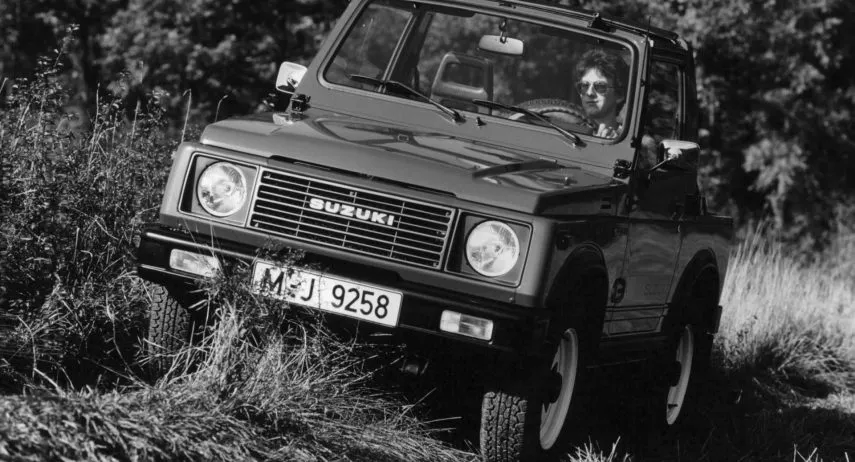 Suzuki SJ 413 (1)