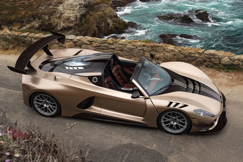 Venom F5 Revolution LF (1)