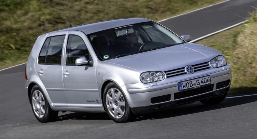 Volkswagen Golf 1 9 TDI 130 CV (1)