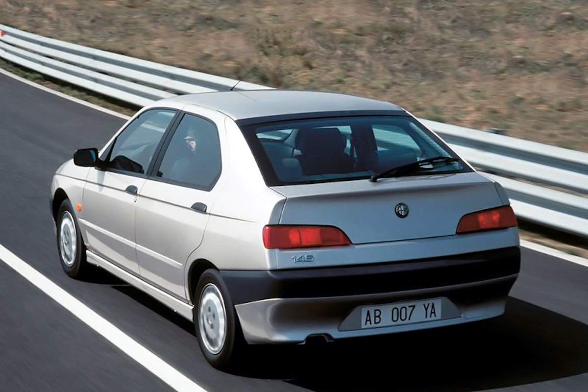 Alfa Romeo 146