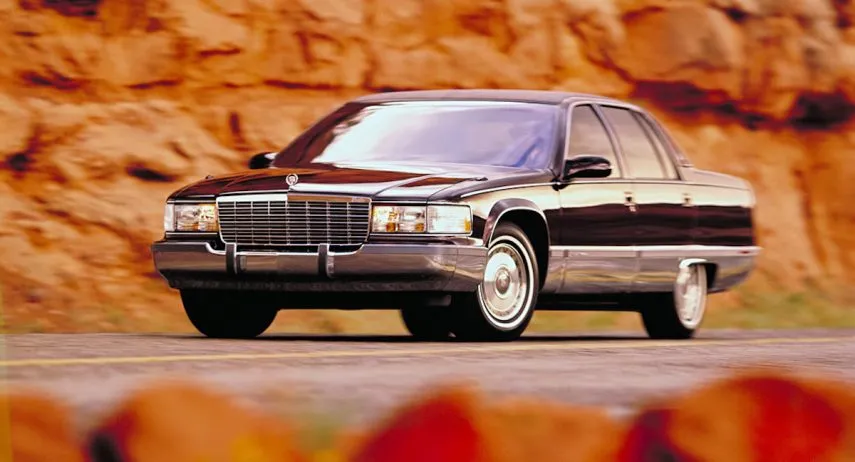 Cadillac Fleetwood Brougham (1)