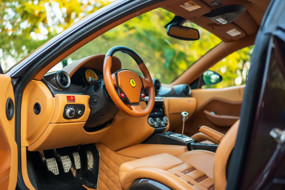 Ferrari 599 GTB Fiorano manual (2)