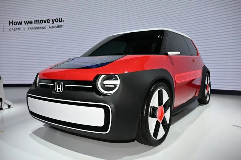 Honda SUSTAINA C (1)