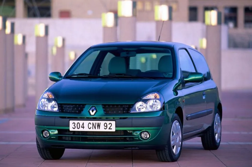 Renault Clio 1 5 dCi (1)