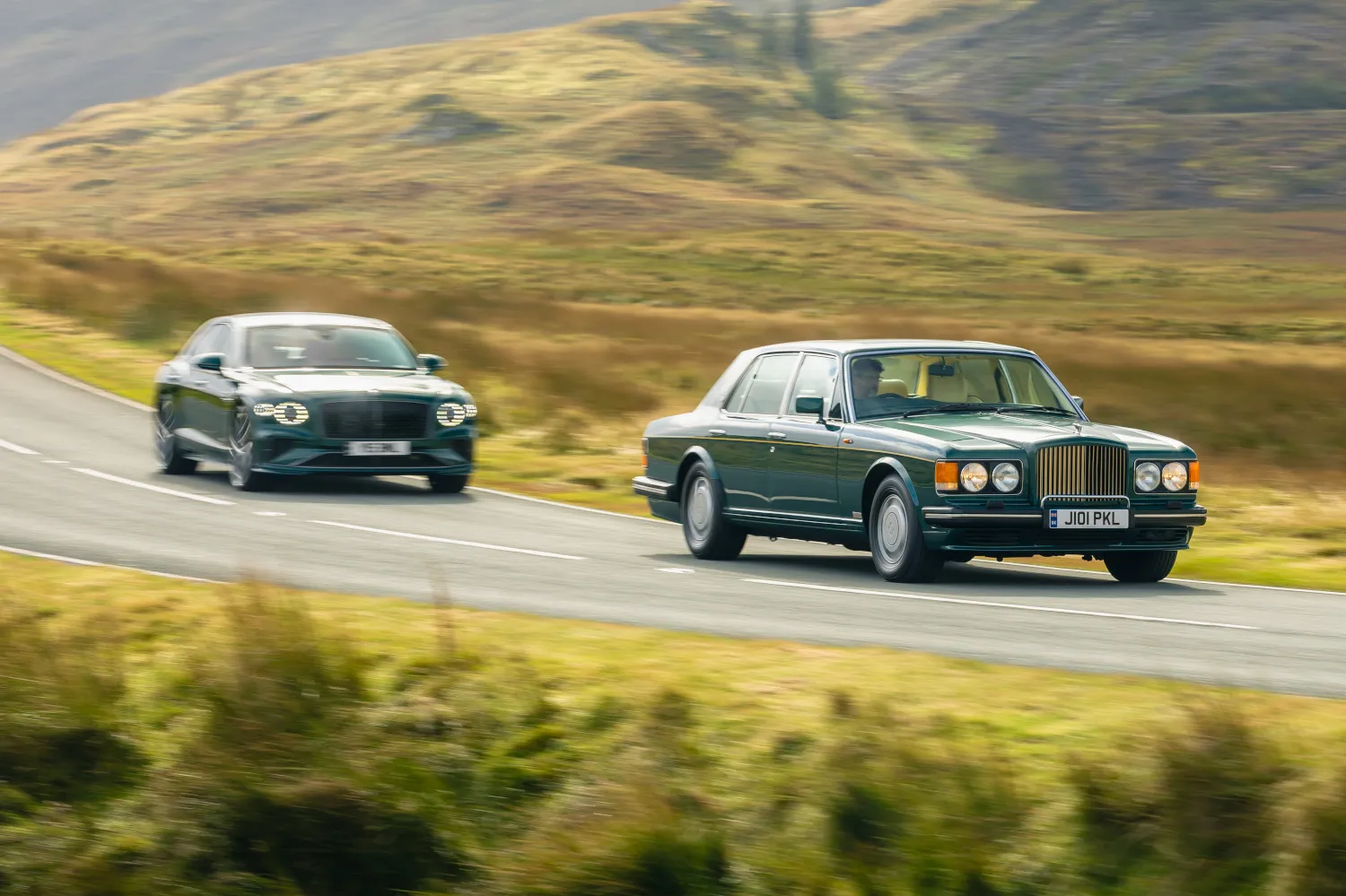 El Bentley Turbo R cumple 40 años y la marca lo celebra con un homenaje