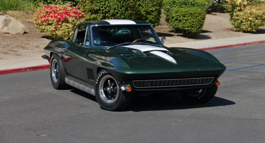 Corvette C2 one off (1)