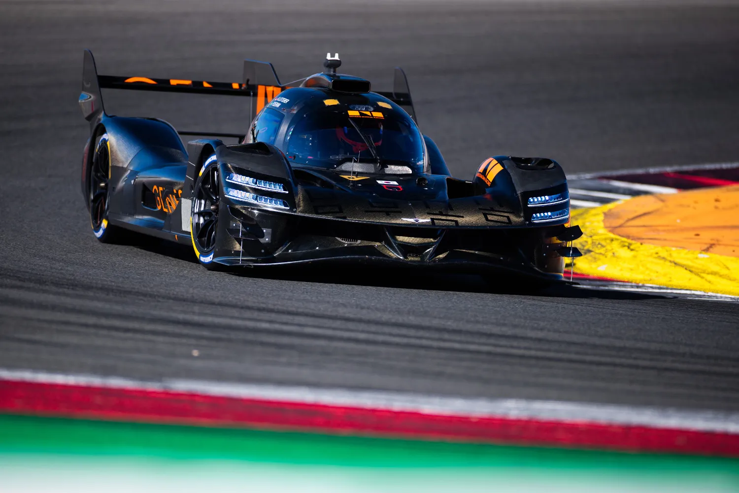 Panorama Genesis Magma Racing: El reloj de arena del GMR-001 Hypercar se ha dado la vuelta