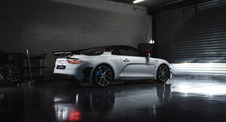 583208e03aa4af2d52fa79b3762ec52f l (1)