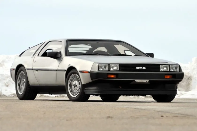 DeLorean DMC 12 (1)
