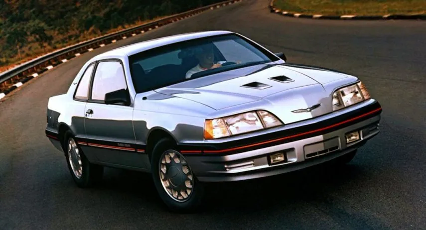 Ford Thunderbird Turbo Coupé