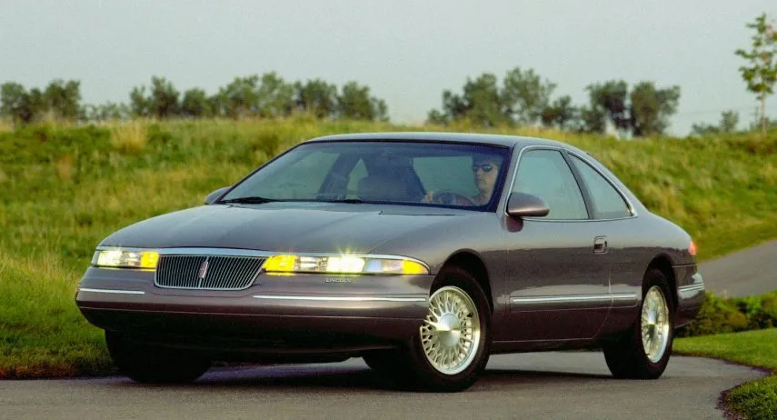 Linoln Mark VIII (1)