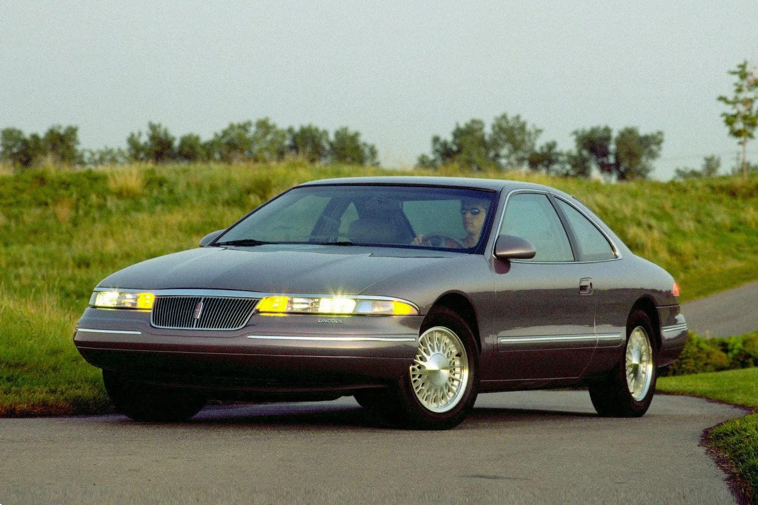 Coche del día: Lincoln Mark VIII