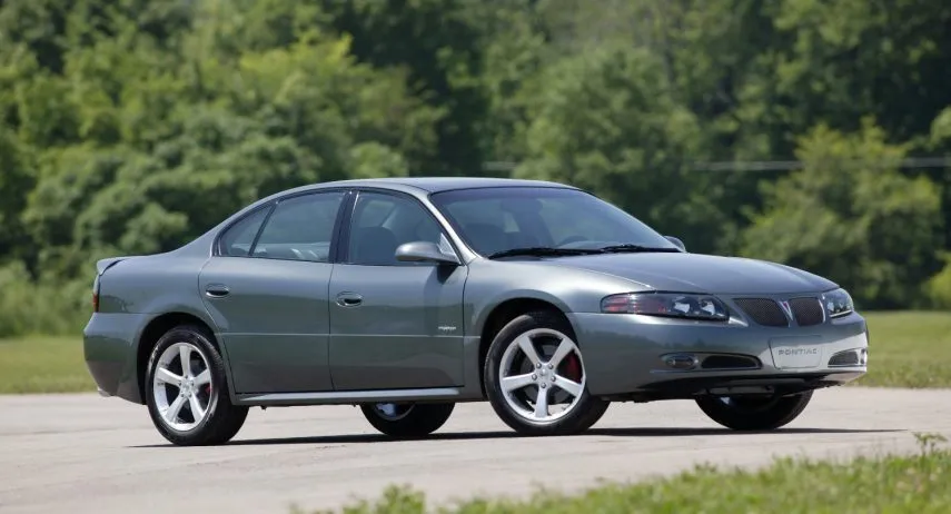 Pontiac Bonneville GXP (1)