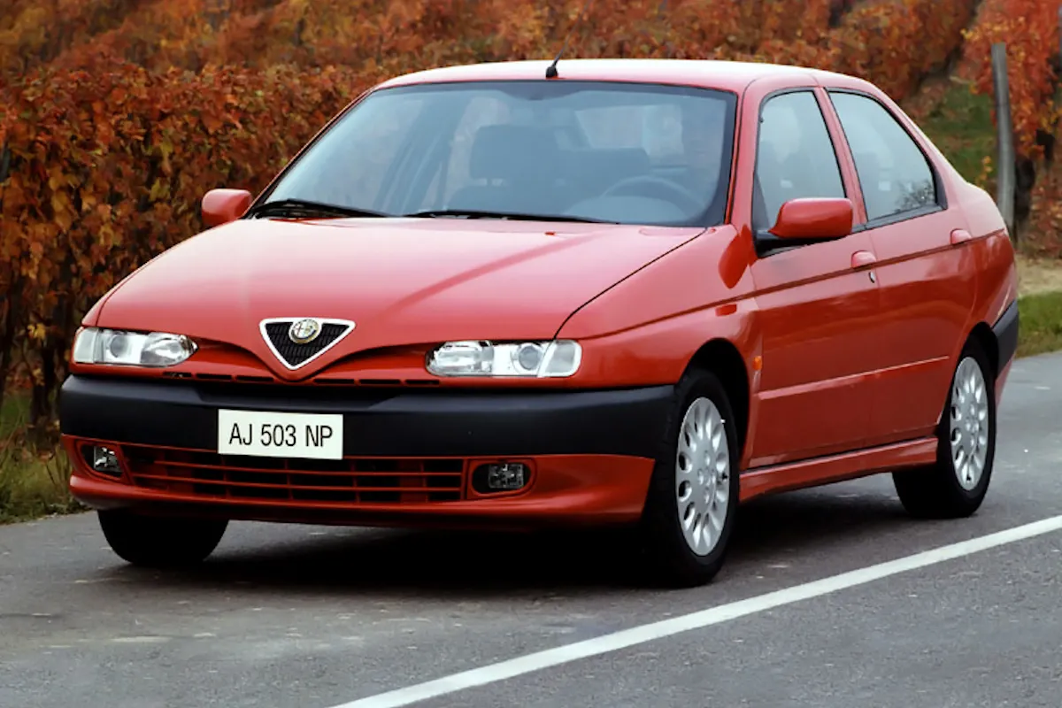 Coche del día: Alfa Romeo 146 1.4 TS 16v