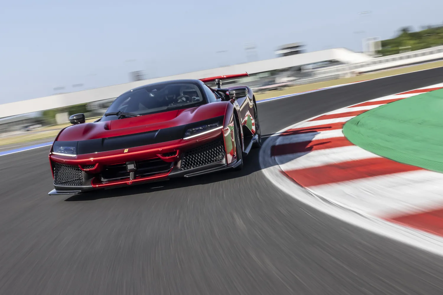 El Ferrari F80 y su V6: es el más auténtico desde el F50 (te guste o no)