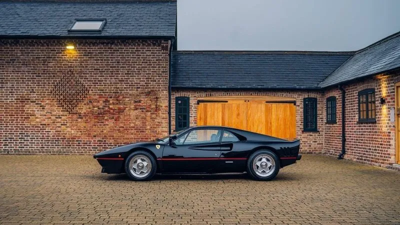 Ferrari GTO negro