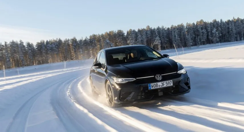 Golf R contra Cupra Leon eR febrero 2026 (1)