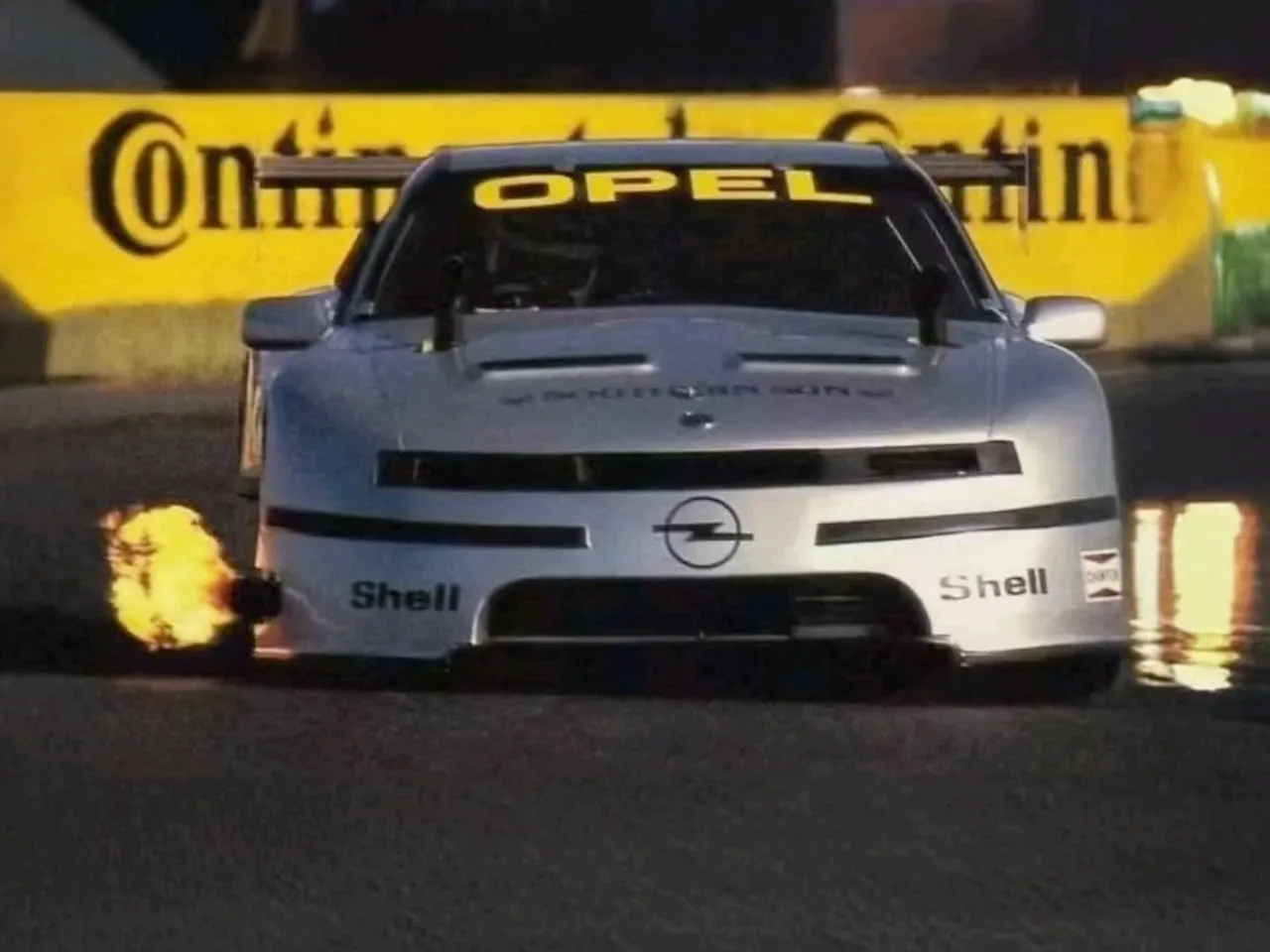 Opel Calibra WesBank: El monstruo sudafricano que hacía que el DTM pareciera un juego de niños