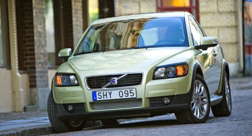 Volvo C30 2 (1)