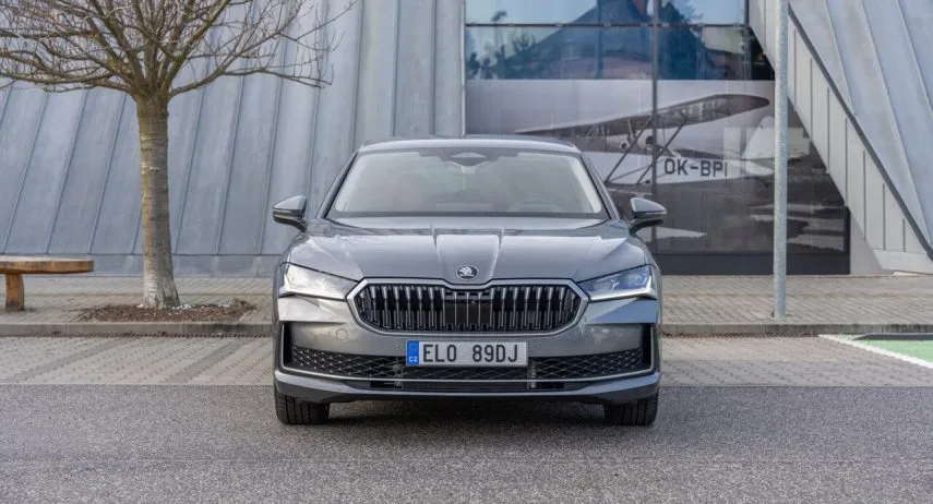 skoda superb iv 200 kw jpg (2)