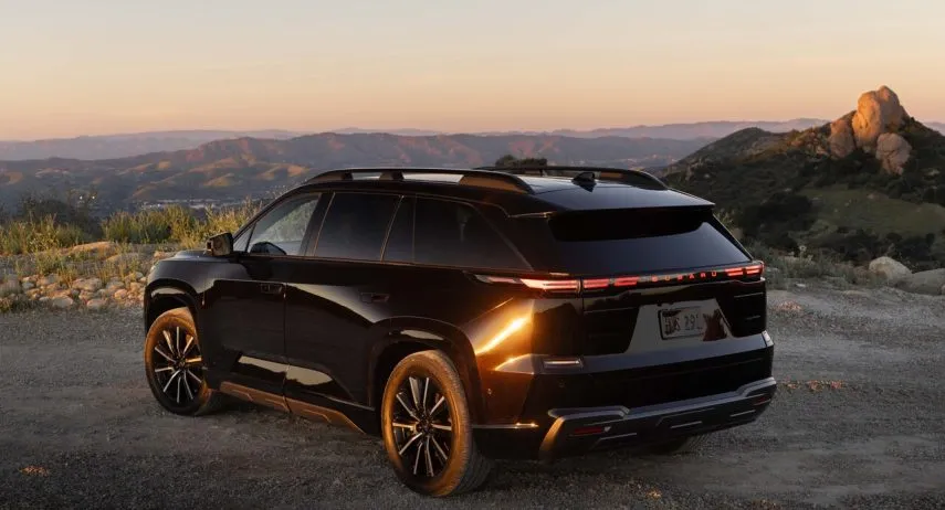 2027 subaru getaway jpg (3)
