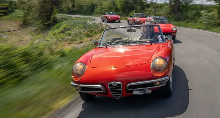 Alfa Romeo Spider Duetto (1)