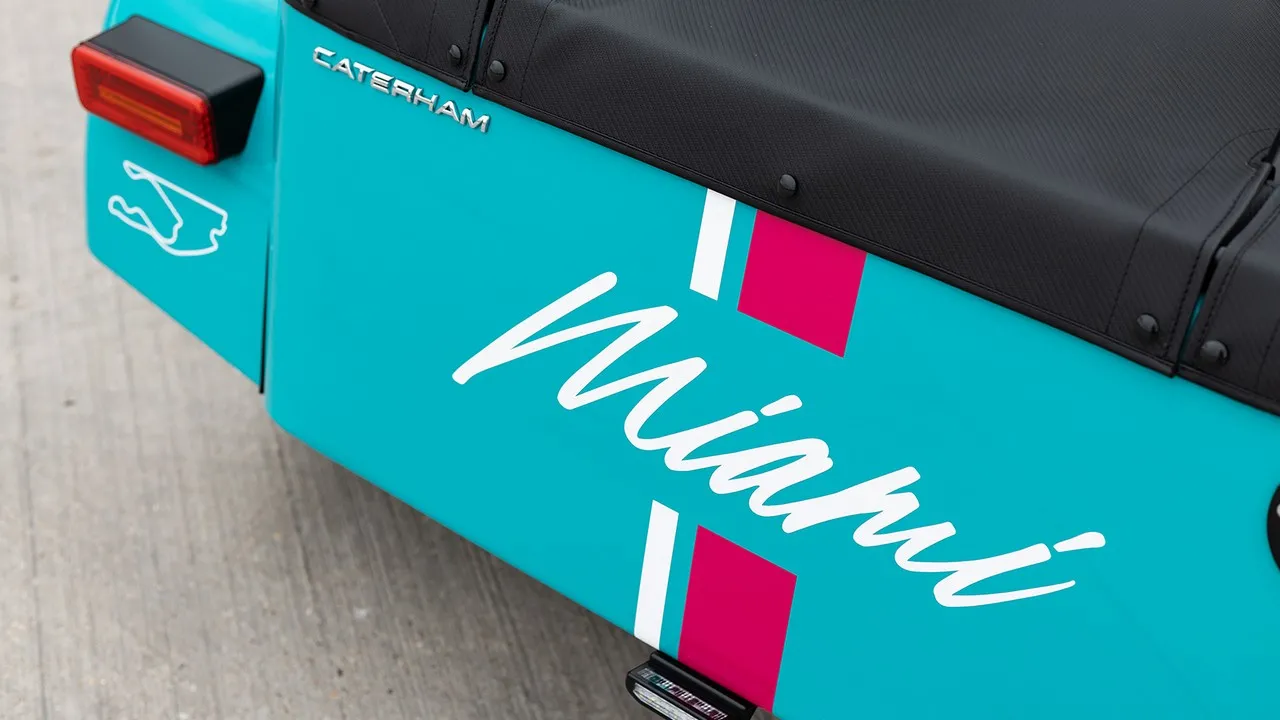 Caterham Seven Miami Special Edition eR abril 2026 (6)