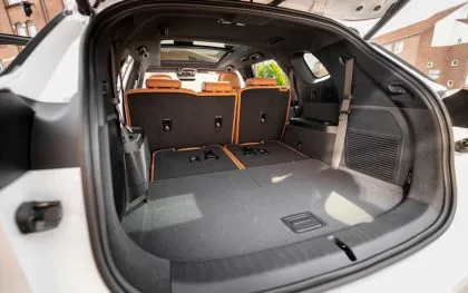 El BYD Tang cuesta menos que un Tiguan bien equipado y tiene el triple de coche eR abril 2026 (4)