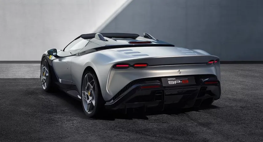 ferrari sp 8 jpg (2)