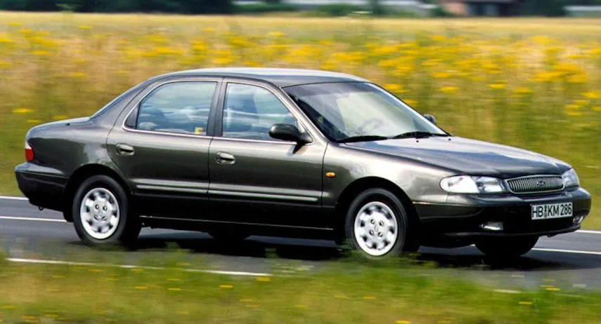 Kia Clarus (1)