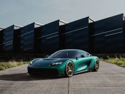 Koenigsegg Gemera 2026 er abril 2026 (2)