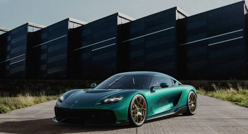 Koenigsegg Gemera 2026 er abril 2026 (2)