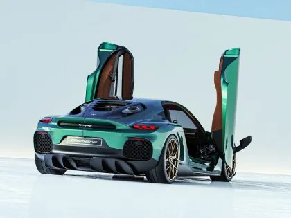Koenigsegg Gemera 2026 er abril 2026 (9)