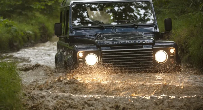 Land rover Defender TD5 (1)