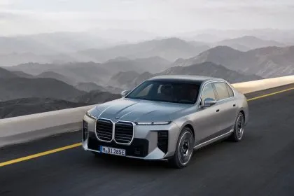 Nuevo BMW Serie 7 xDrive iDrive M760 er abril 2026 (170)