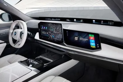 Nuevo BMW Serie 7 xDrive iDrive M760 er abril 2026 (250)