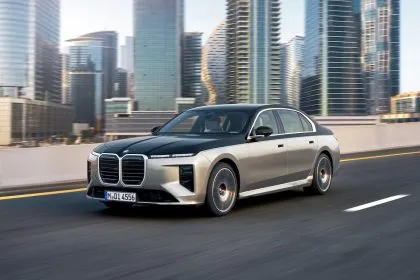 Nuevo BMW Serie 7 xDrive iDrive M760 er abril 2026 (96)