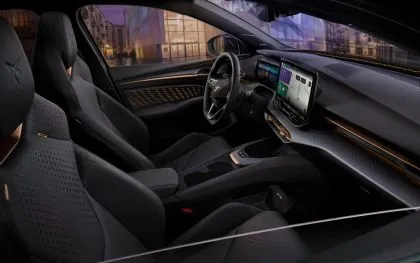 Nuevo Cupra Raval eR abril 2026 (13)