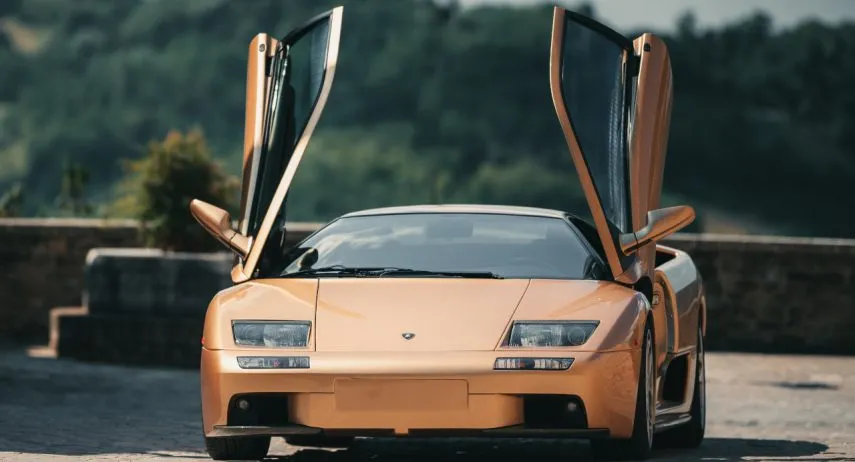 Lamborghini Diablo VT 6 0 SE (1)
