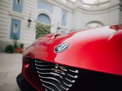 Nuevo Alfa Romeo 33 Stradale eR Mayo 2026 (22)