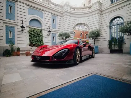 Nuevo Alfa Romeo 33 Stradale eR Mayo 2026 (23)