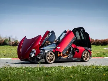 Nuevo Alfa Romeo 33 Stradale eR Mayo 2026 (6)